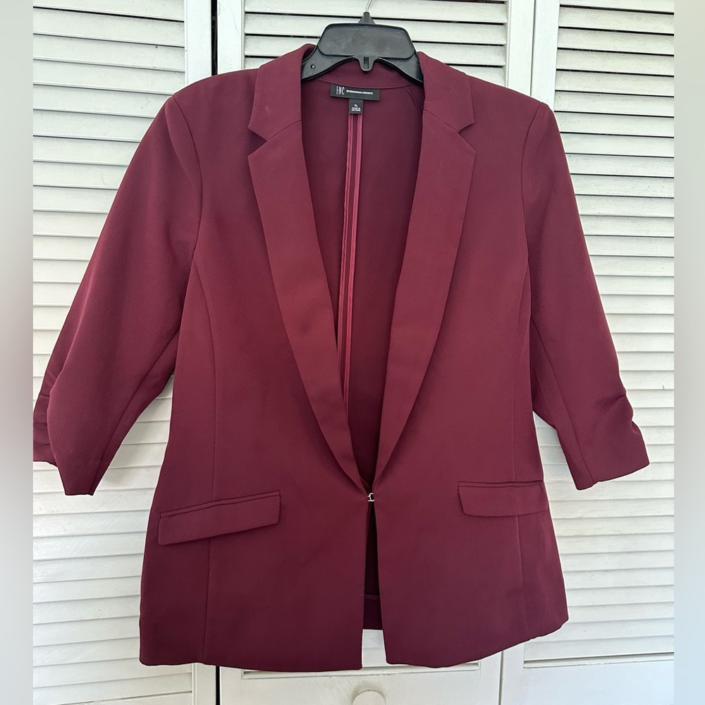 Inc international concepts women’s blazer in burgundy.
